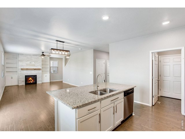 Property Photo 20 Light and bright open concept living