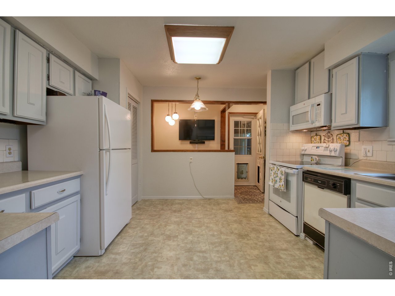 Property Photo 13 