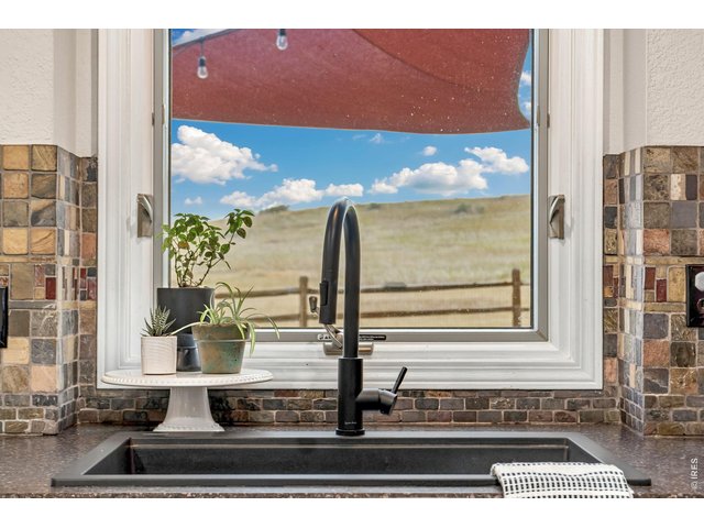Property Photo 20 Wash your dishes with an amazing view.