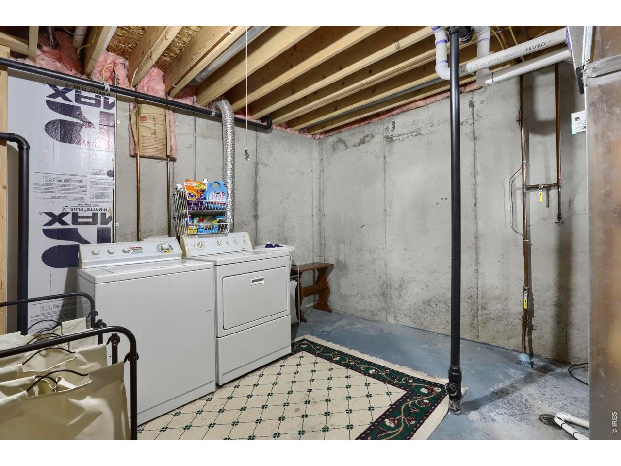 Property Photo 22 Basement laundry