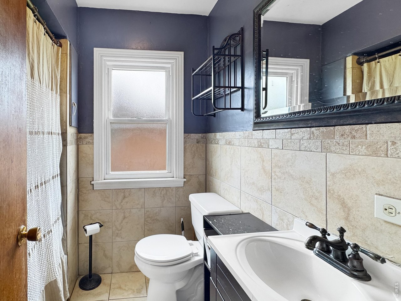 Property Photo 20 Upstairs full bath
