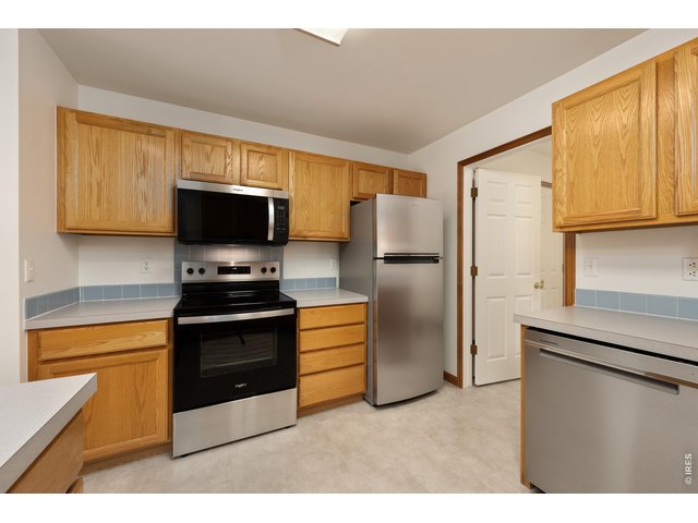 Property Photo 8 New Stainless Steel Appliances!