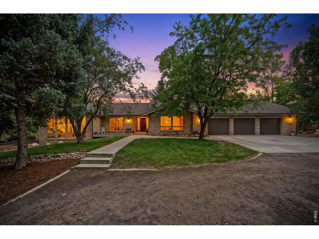 Property Photo 1 