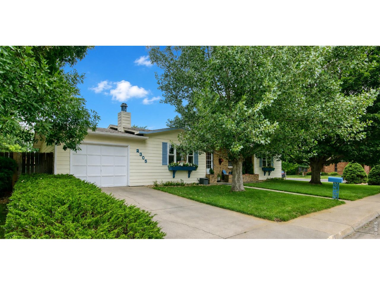 Property Photo 1 