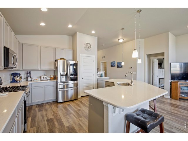 Property Photo 7 Kitchen