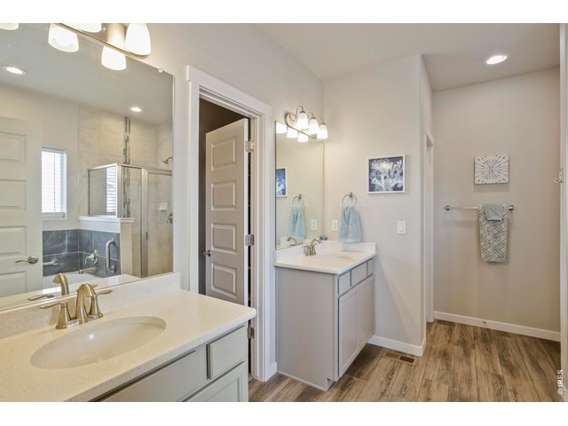 Property Photo 18 Primary Bath Main Level