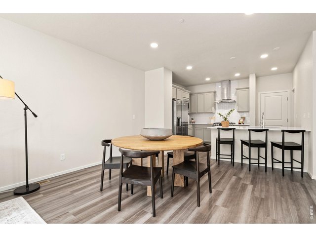 Property Photo 6 Dining area