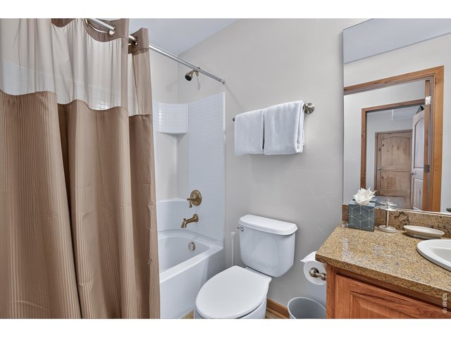 Property Photo 26 Second Bathroom