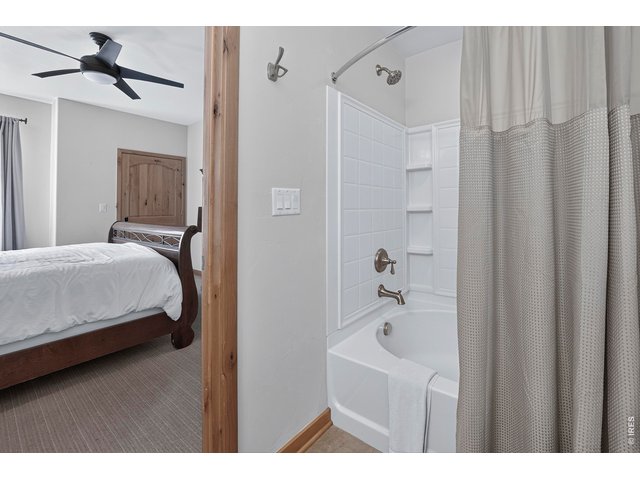 Property Photo 32 Primary Bath