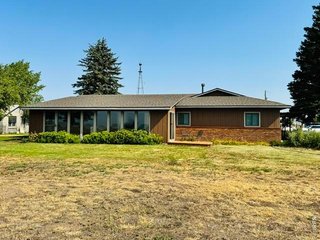17489 County Road 81 Fleming, CO 80728