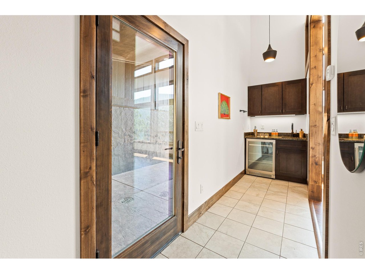 Property Photo 32 Wet Bar in Accessory Building