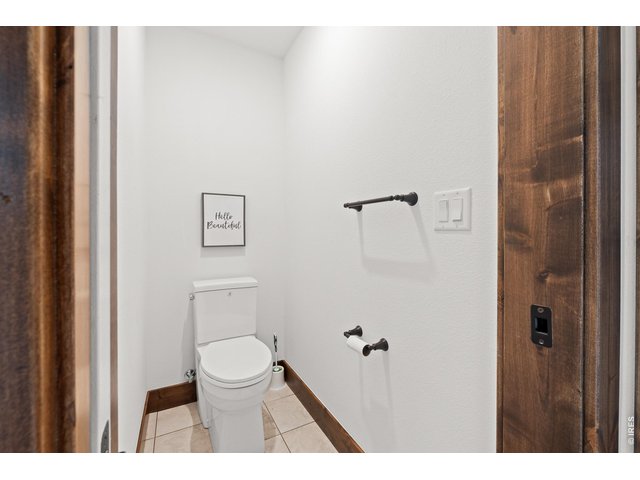 Property Photo 34 1/2 Bath in Accessory Building
