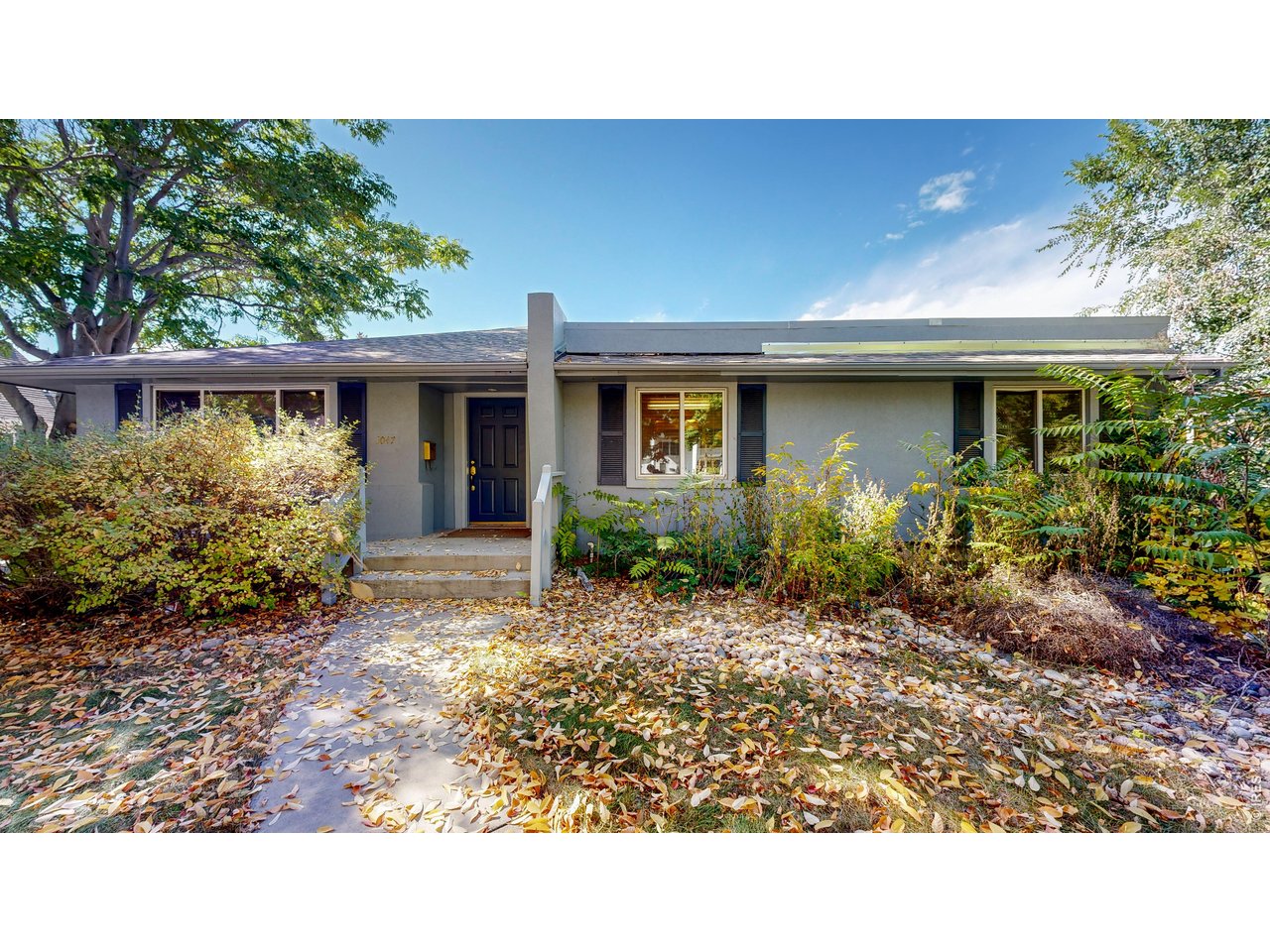Property Photo 1 