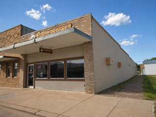 173 Main Ave Akron, CO 80720