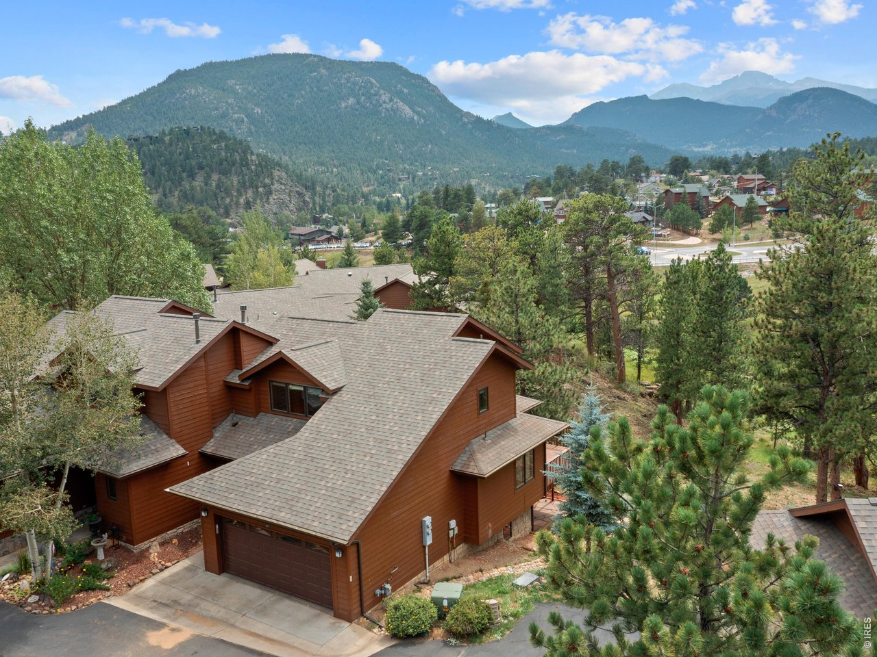 Property Photo 8 Elevated exterior with sweeping mountain views