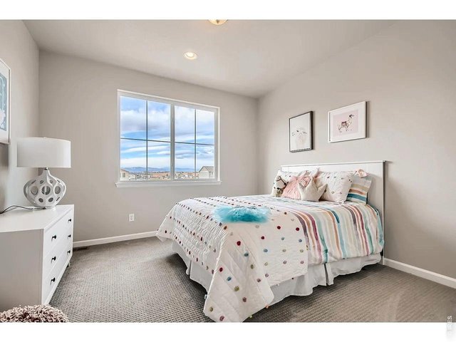 Property Photo 20 Second Bedroom