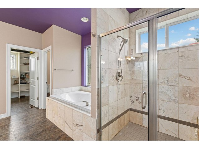 Property Photo 22 Stand up shower and walk in closet!
