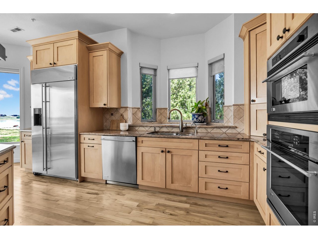 Property Photo 13 