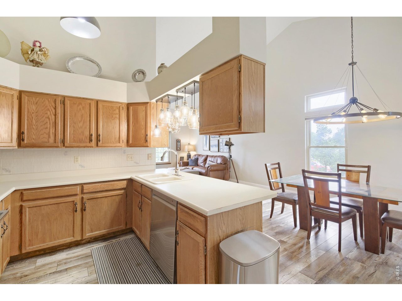 Property Photo 10 Kitchen and Dining Space!!!