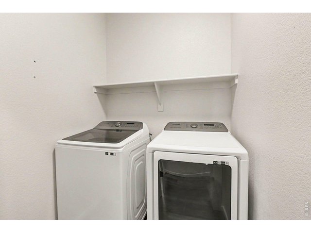 Property Photo 13 Laundry