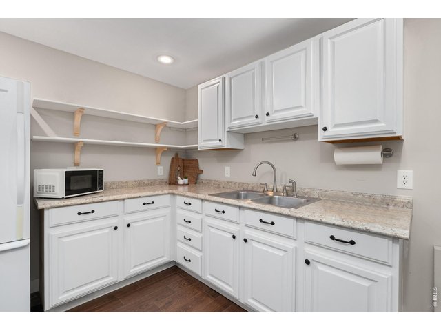 Property Photo 27 Basement Kitchenette