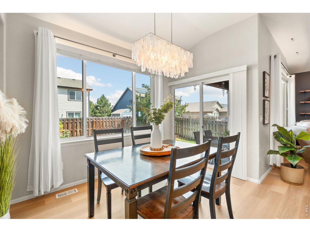 Property Photo 15 Dining Room