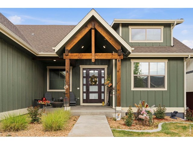Property Photo 1 Colorado Casual