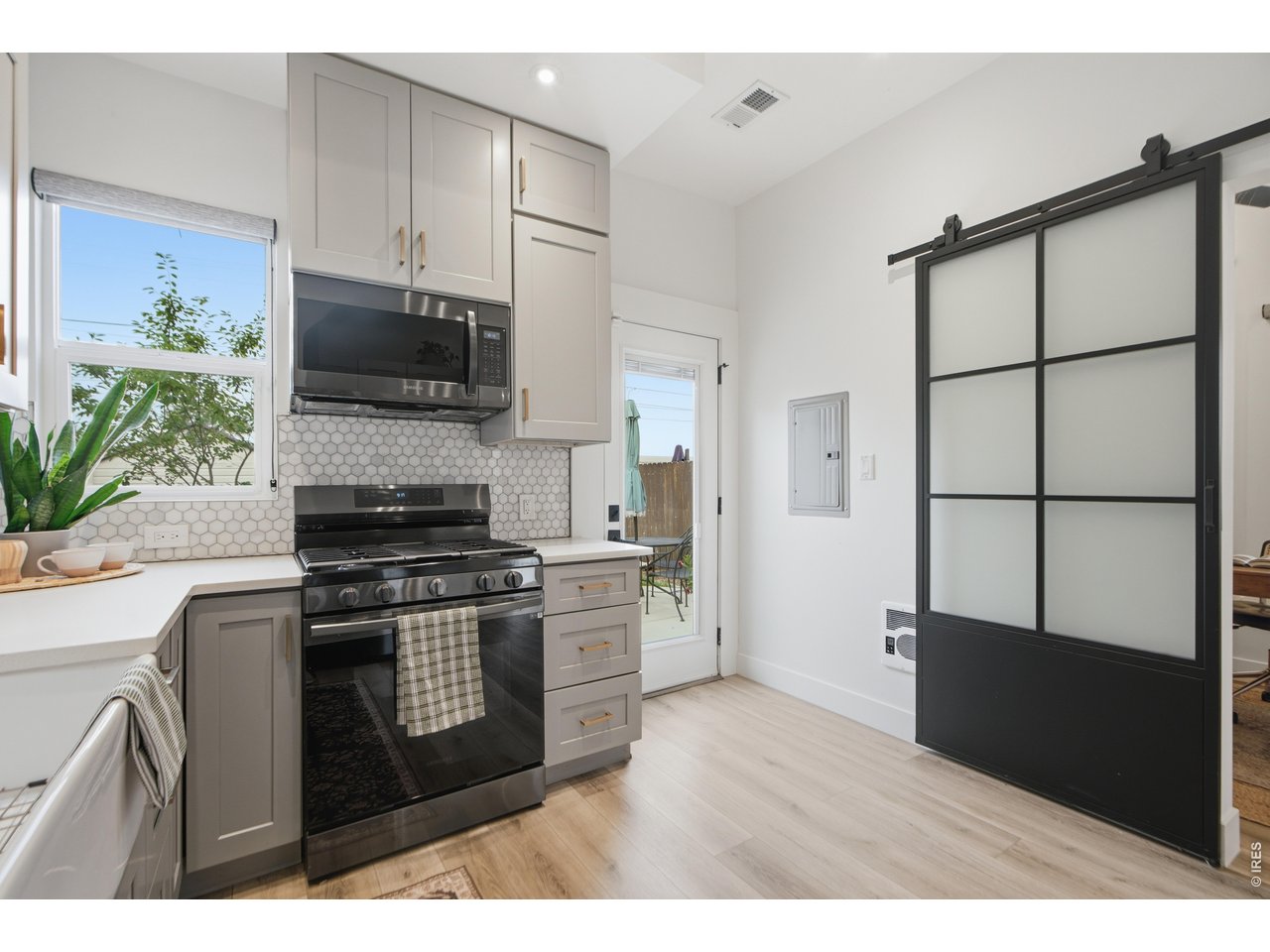 Property Photo 15 
