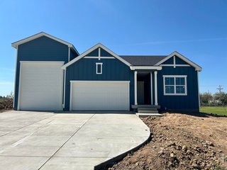 510 Gavin Ct Hudson, CO 80642