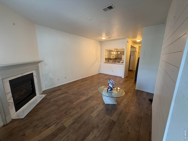 Property Photo 2 Living Room