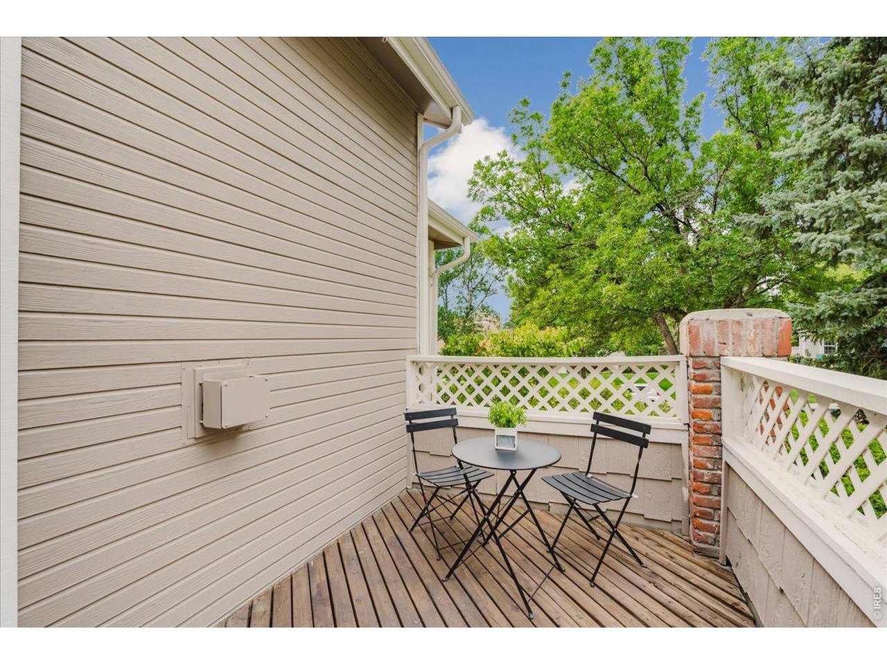 Property Photo 17 private patio