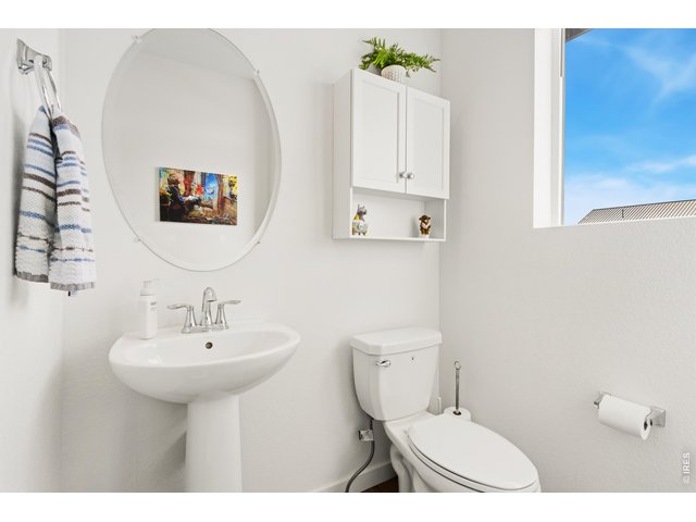 Property Photo 11 Convenient main-level powder bath.