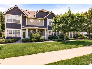 6455 Chardonnay St 2 Evans, CO 80634