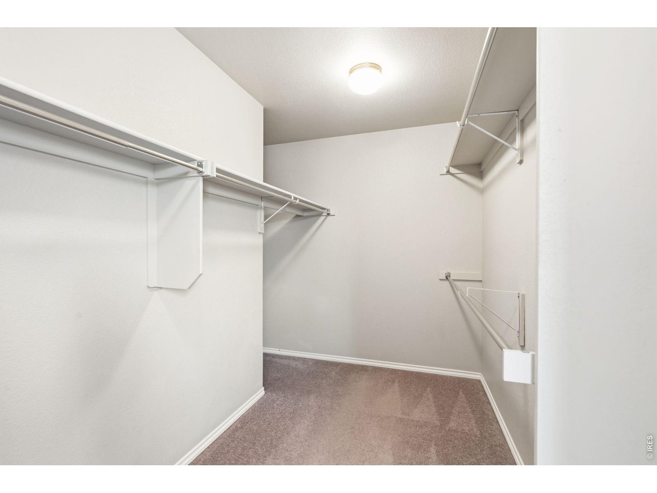 Property Photo 24 HUGE master bedroom walk-in closet.