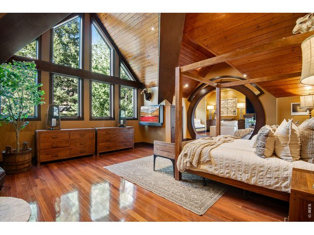 Property Photo 16 