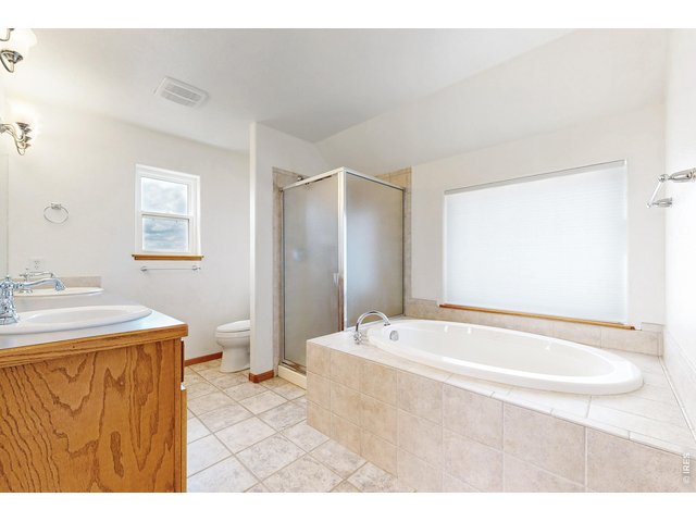 Property Photo 28 Primary Bath