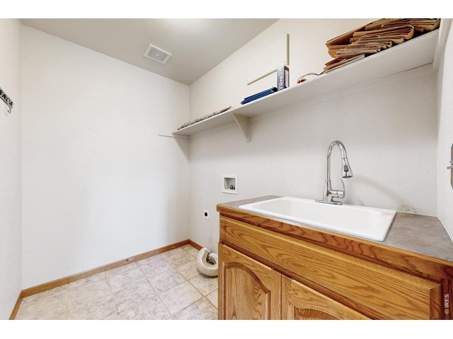 Property Photo 30 Laundry Room