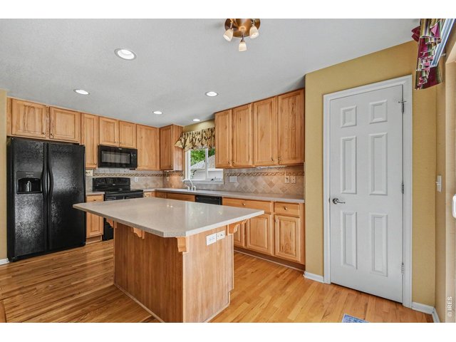 Property Photo 10 Bright and Open Kitchen