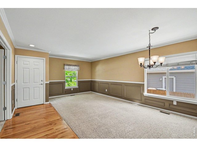 Property Photo 3 Family/Dining Room