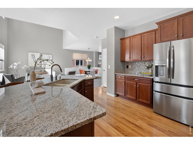 Property Photo 16 Plenty of counter space