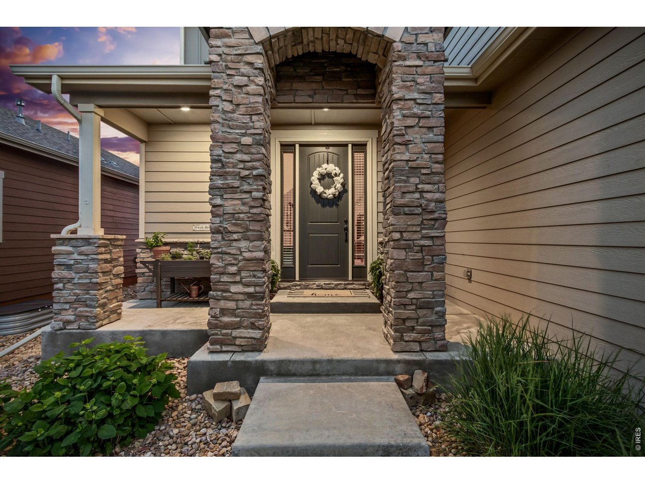 Property Photo 39 Inviting front entry.