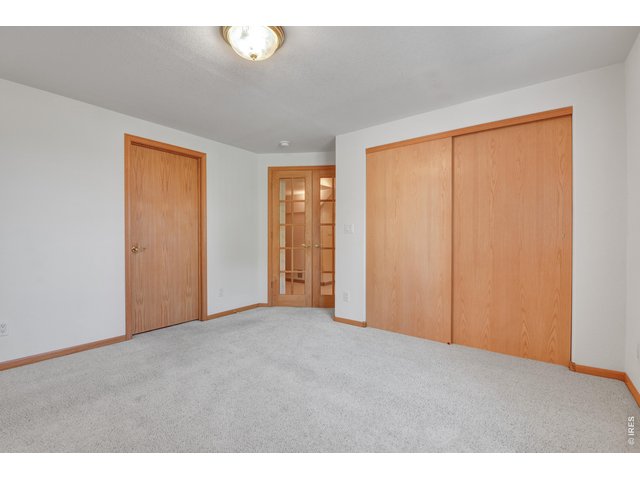 Property Photo 22 Bedroom or den in basement