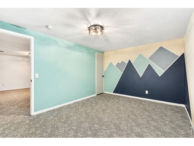 Property Photo 32 Bedroom 5/Flex (non-confirming)