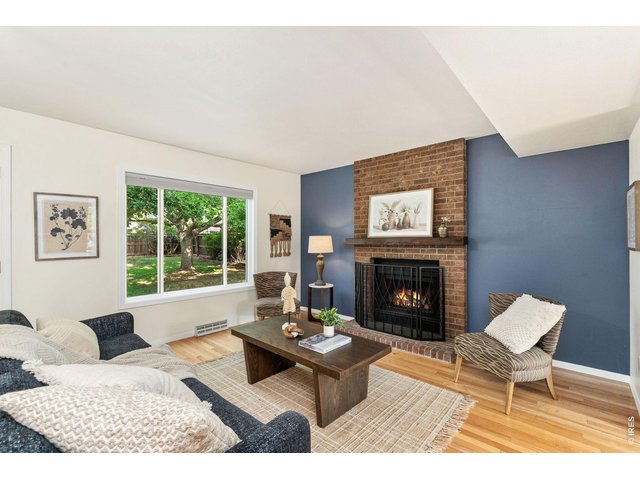 Property Photo 6 Family Room