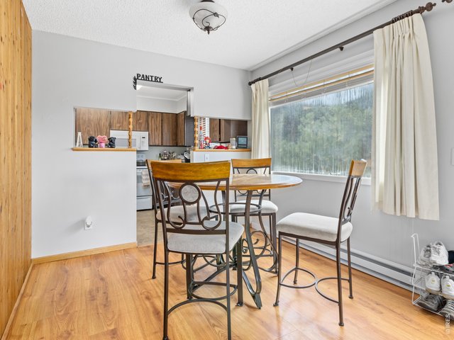 Property Photo 19 Unit 3: Dining room