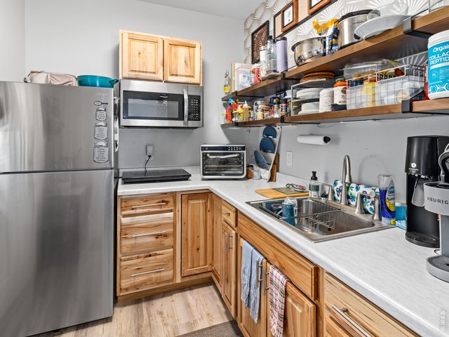 Property Photo 30 Kitchenette