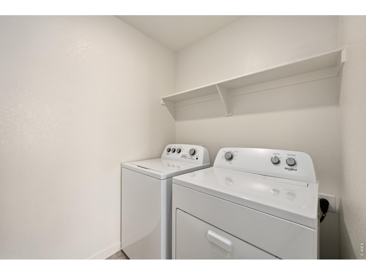 Property Photo 22 Laundry