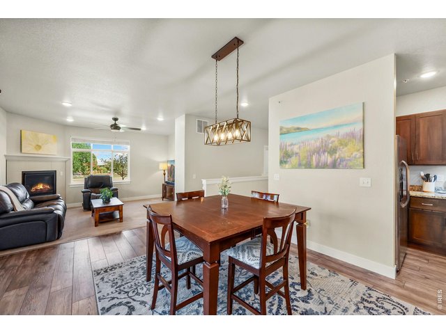 Property Photo 3 Eat-In Kitchen