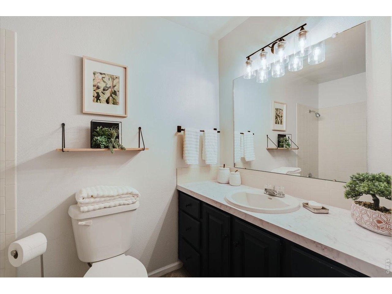 Property Photo 27 Very large, with a shower/tub combo