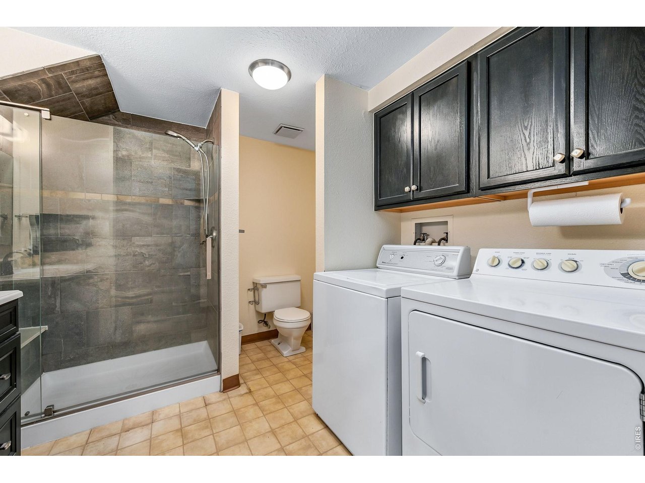 Property Photo 20 Remodeled bath